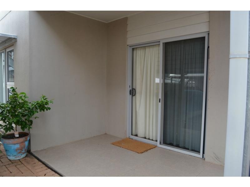 1 45/47 Stuart Road, Roxby Downs SA 5725