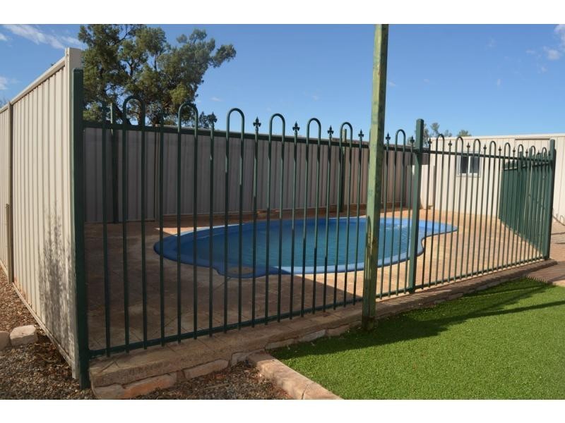 52 Hermit Street, Roxby Downs SA 5725