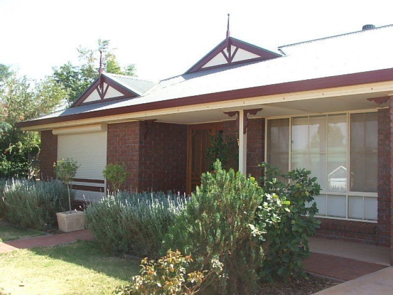 25 Maireana Circuit, Roxby Downs SA 5725