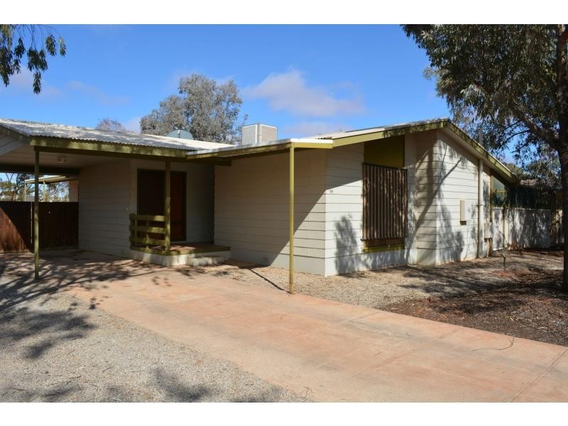 24 Mulgaria Crescent, Roxby Downs SA 5725