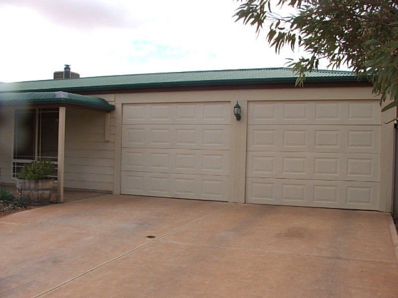 29 Quandong Street, Roxby Downs SA 5725