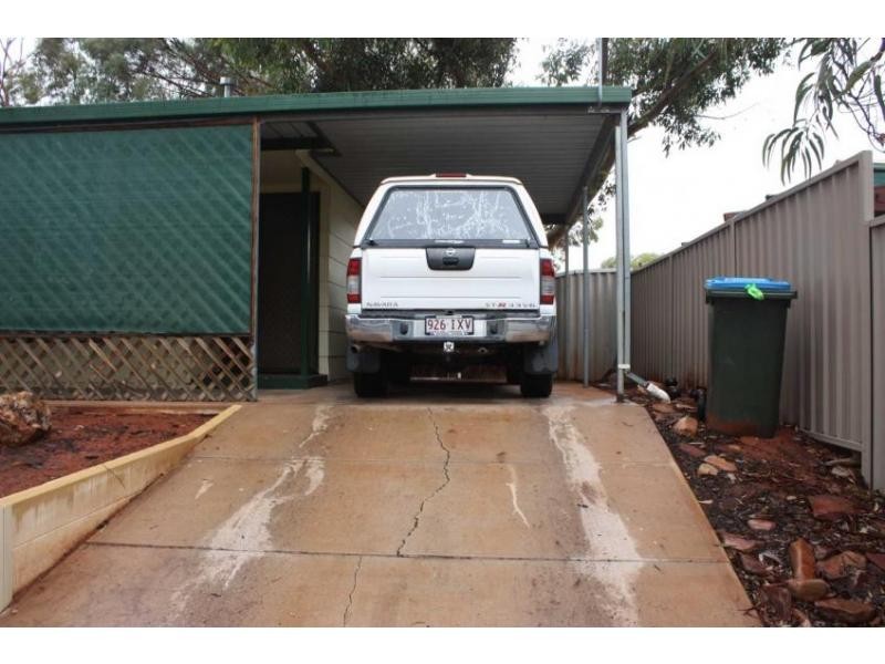 50 Pioneer Drive, Roxby Downs SA 5725