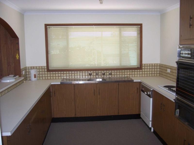 9 Frith Road, Crystal Brook SA 5523