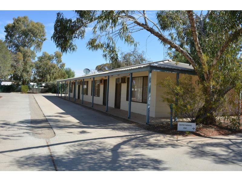 Unit 4/4 6/8 Kennebery Crescent, Roxby Downs SA 5725