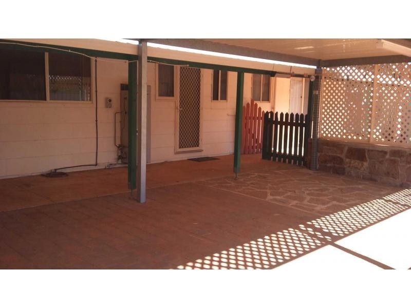 1 Finniss Street, Roxby Downs SA 5725