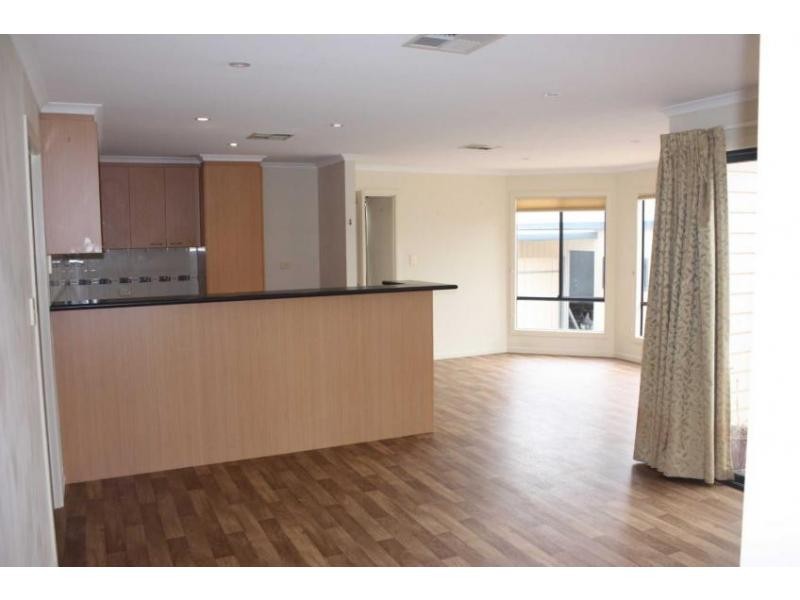 50 Tiliqua Crescent, Roxby Downs SA 5725