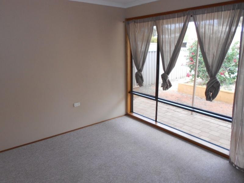 7B Curdimurka Street, Roxby Downs SA 5725