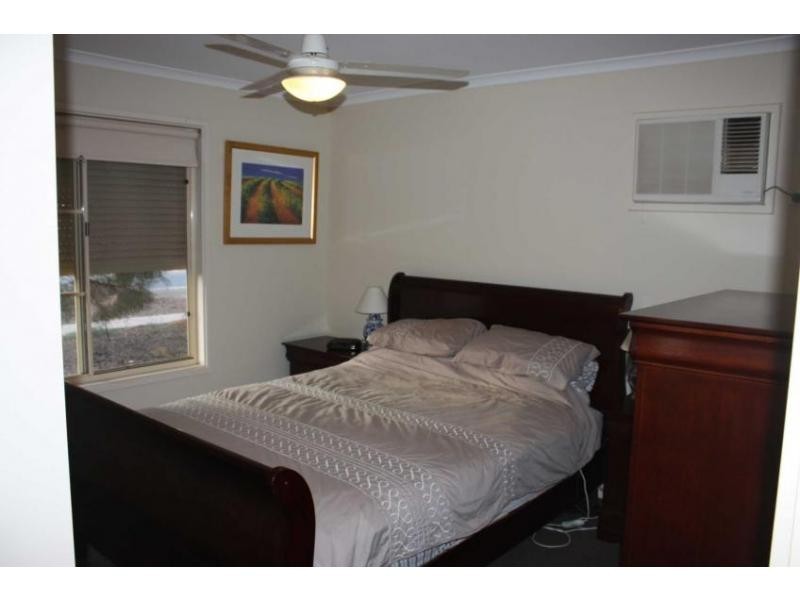 106 STUART Road, Roxby Downs SA 5725