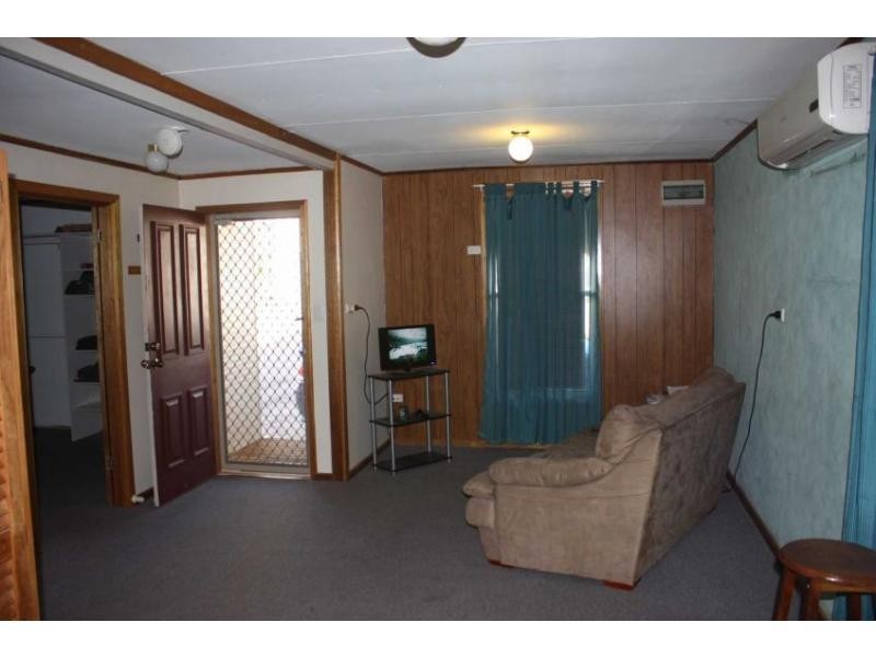 4 Cassia Way, Myall Grove Caravan Park, Roxby Downs SA 5725