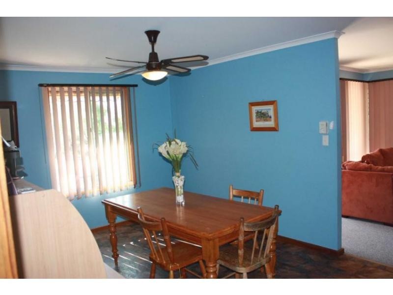 2 Bopeechee Street, Roxby Downs SA 5725