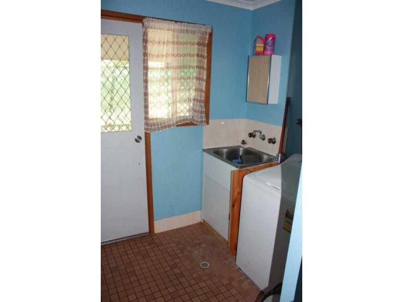 2 Bopeechee Street, Roxby Downs SA 5725