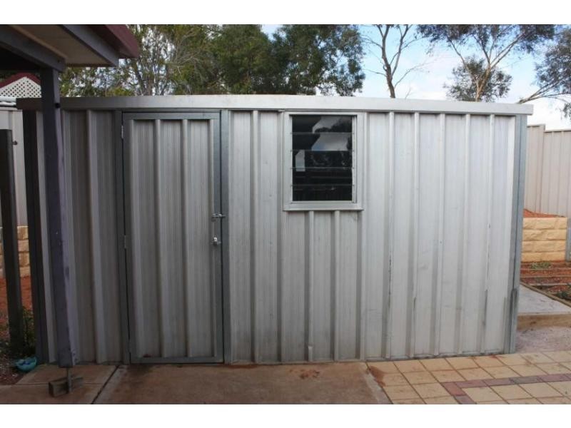 6 Irrapatana Street, Roxby Downs SA 5725