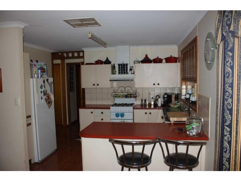 76 Axehead Road, Roxby Downs SA 5725