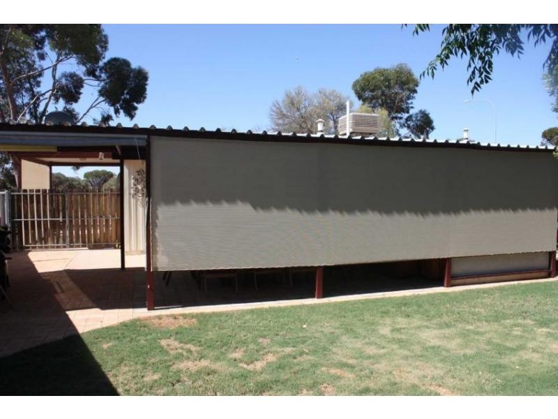 76 Axehead Road, Roxby Downs SA 5725