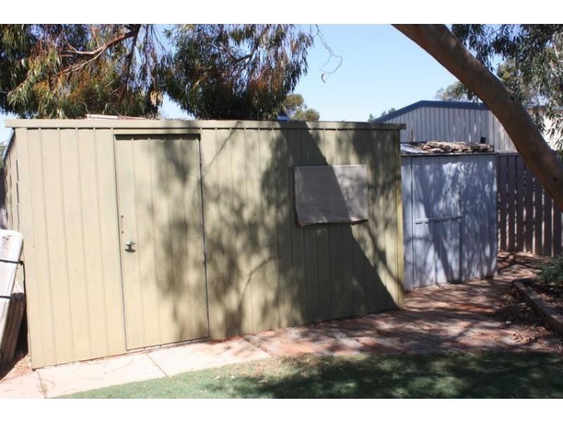 76 Axehead Road, Roxby Downs SA 5725