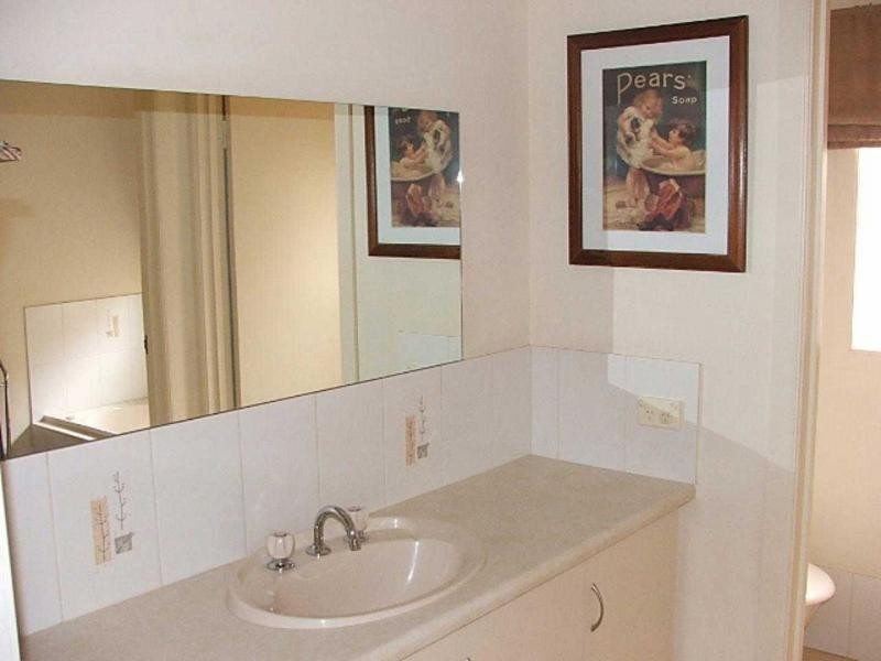 25 Tiliqua Crescent, Roxby Downs SA 5725