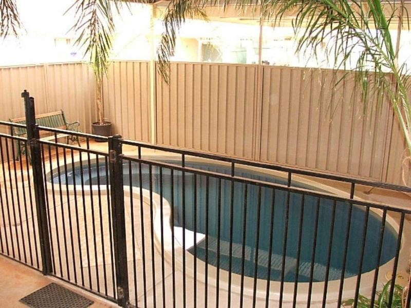 25 Tiliqua Crescent, Roxby Downs SA 5725