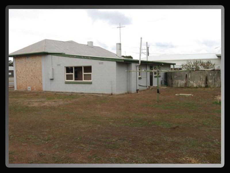 3 Maitland Road, Minlaton SA 5575