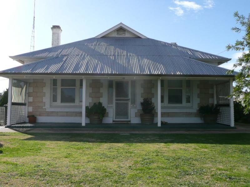 110 Ayr Street, Jamestown SA 5491