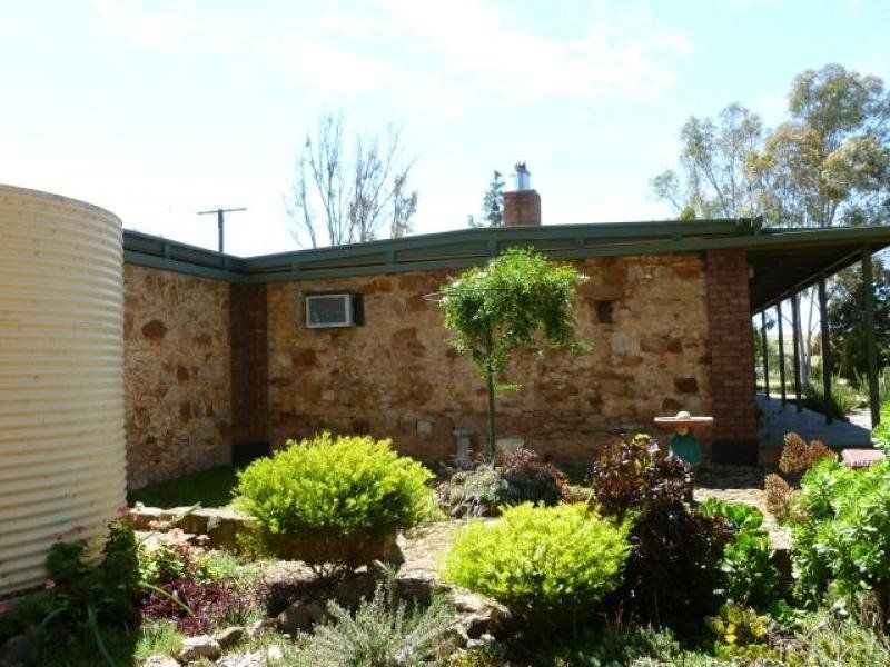 30 Murray Street, Stone Hut SA 5480