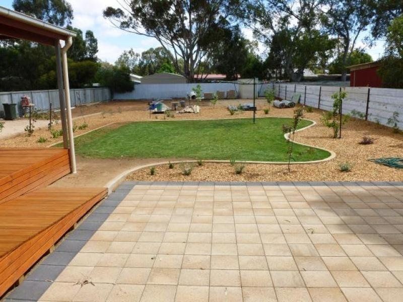 12 Moyle Street, Jamestown SA 5491