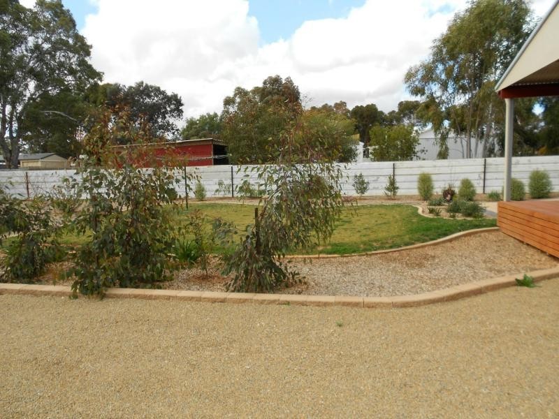 12 Moyle Street, Jamestown SA 5491