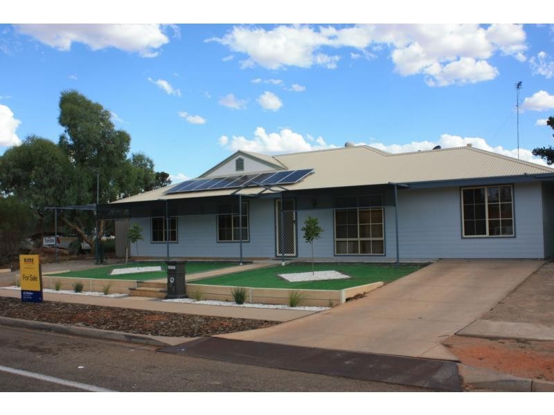 64 Stuart Road, Roxby Downs SA 5725