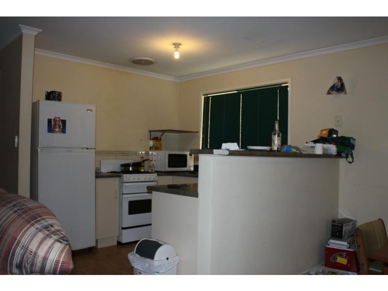 18 Grevillia Close, Myall Grove Caravan Park, Roxby Downs SA 5725