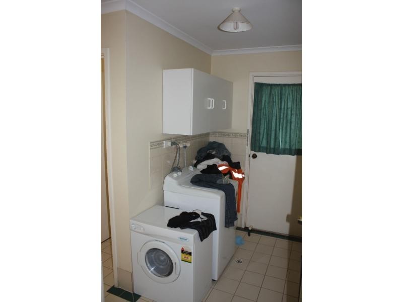 18 Grevillia Close, Myall Grove Caravan Park, Roxby Downs SA 5725