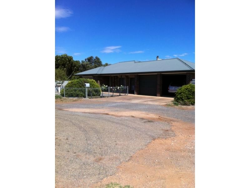 7 Whittier Street, Crystal Brook SA 5523