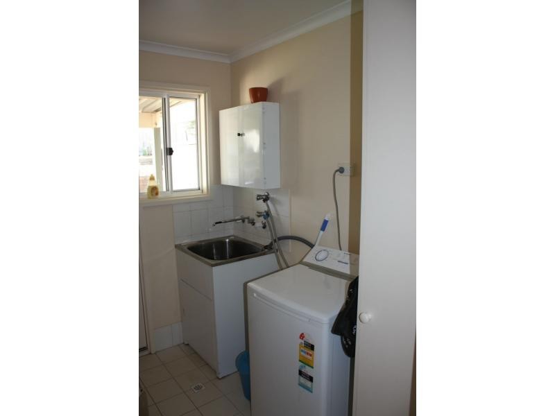 9 Santalum Way, Roxby Downs SA 5725