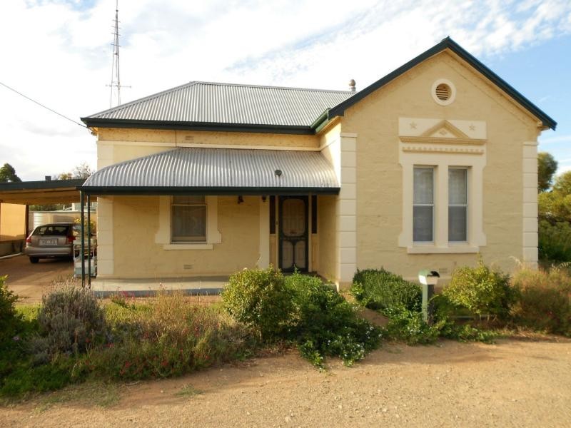 9 Dutton Street, Jamestown SA 5491