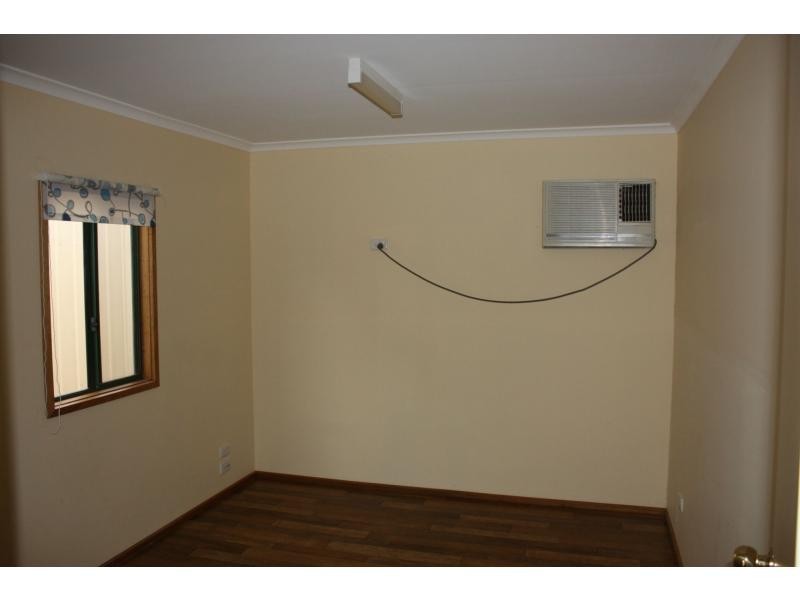 5 Pioneer Drive, Roxby Downs SA 5725
