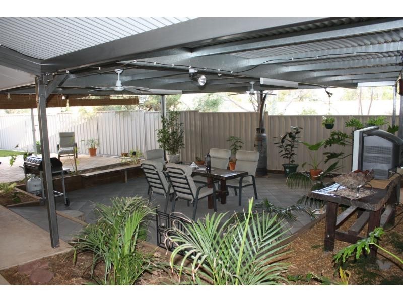 24 Hermit Street, Roxby Downs SA 5725