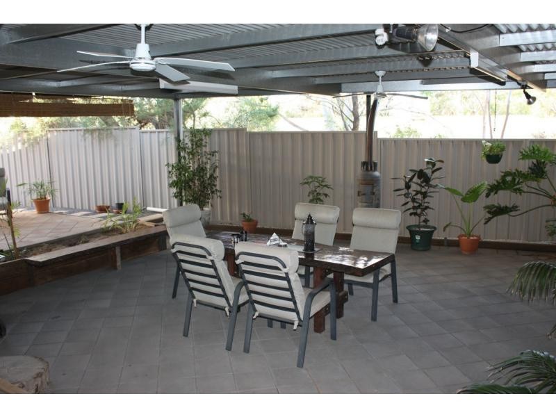 24 Hermit Street, Roxby Downs SA 5725