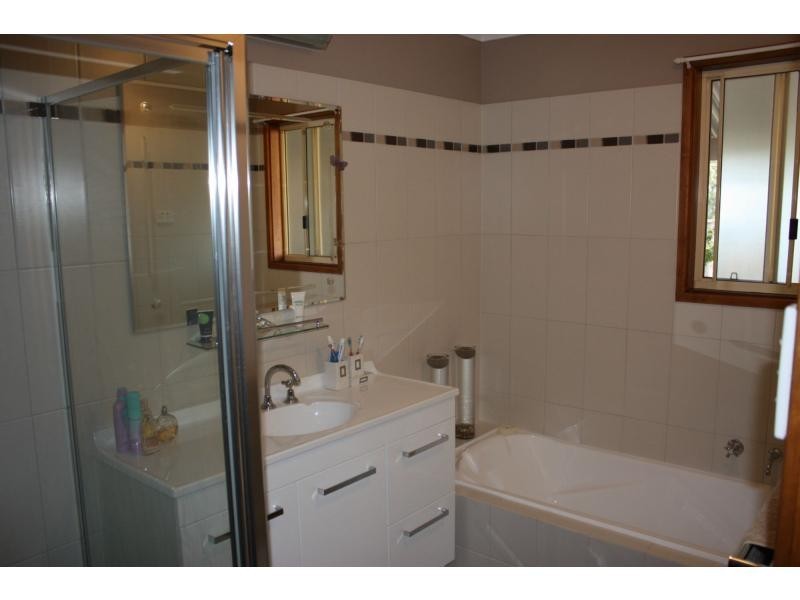 24 Hermit Street, Roxby Downs SA 5725