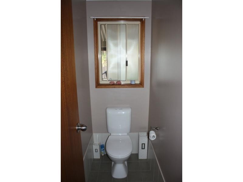 24 Hermit Street, Roxby Downs SA 5725