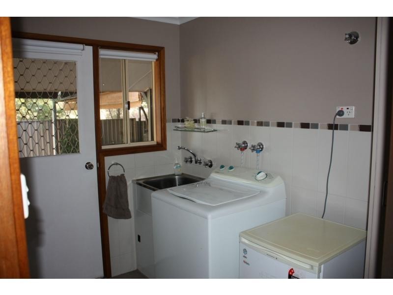 24 Hermit Street, Roxby Downs SA 5725