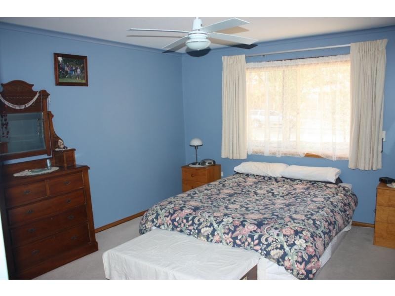 24 Hermit Street, Roxby Downs SA 5725