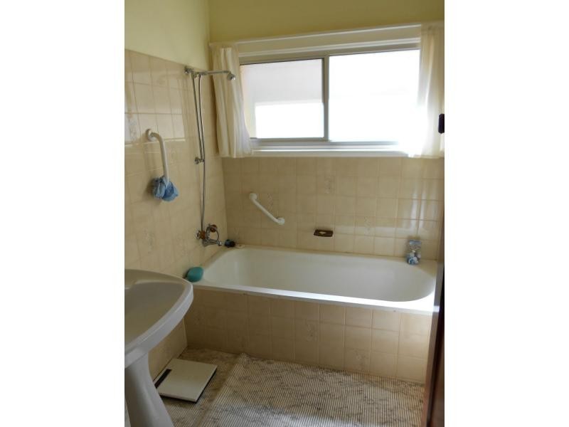 49 Sixth Street, Gladstone SA 5473