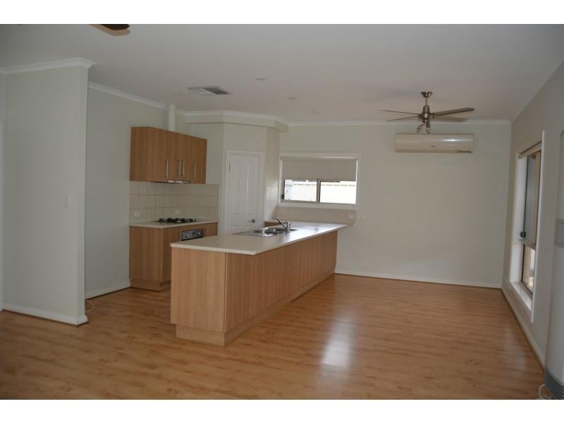 74 Tiliqua Crescent, Roxby Downs SA 5725