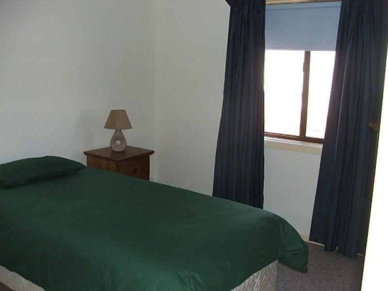 Unit 2/40 Bopeechee Street, Roxby Downs SA 5725