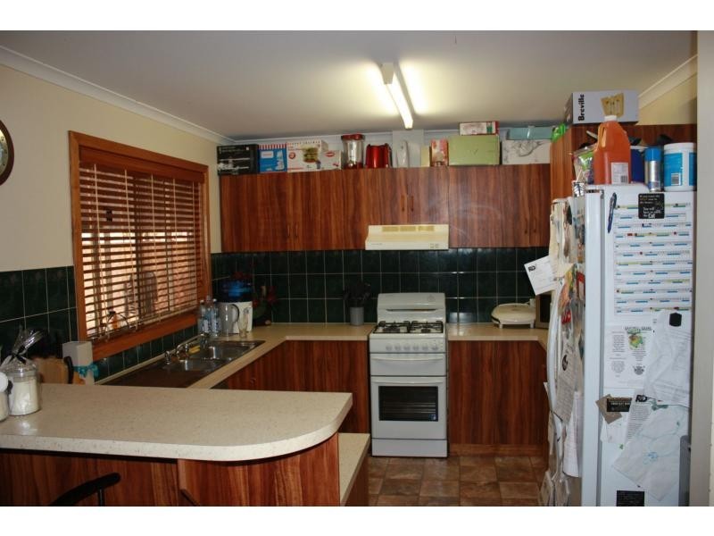 34 Bopeechee Street, Roxby Downs SA 5725