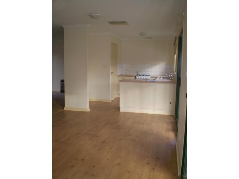 4 Emeroo Court, Roxby Downs SA 5725