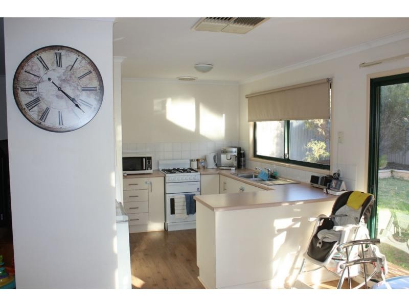 4 Emeroo Court, Roxby Downs SA 5725