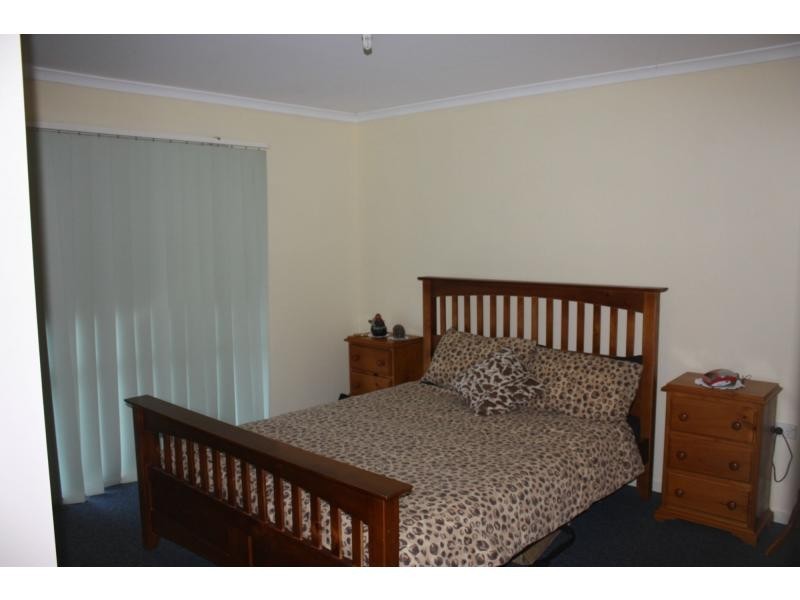 11 Santalum Way, Roxby Downs SA 5725