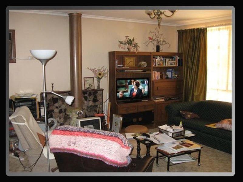 24 Mesnil Drive, Port Clinton SA 5570