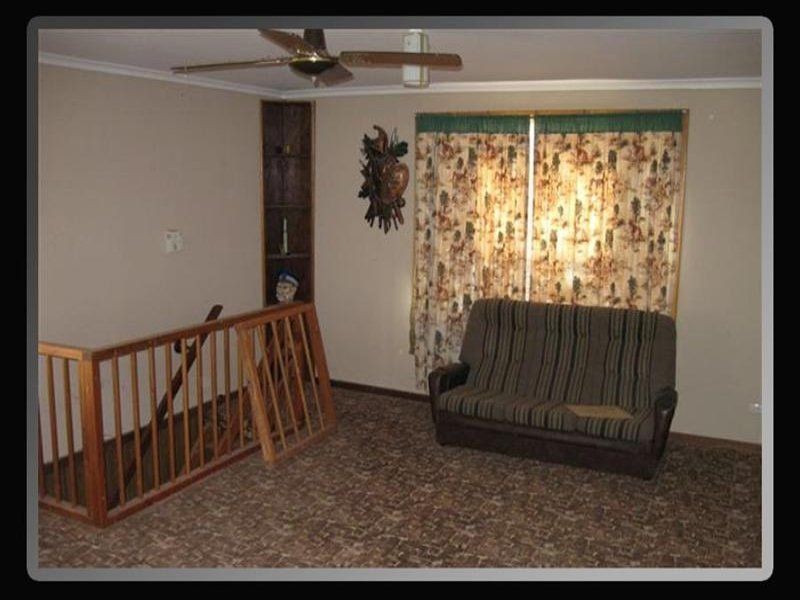 24 Mesnil Drive, Port Clinton SA 5570