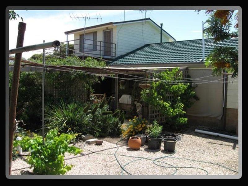 24 Mesnil Drive, Port Clinton SA 5570