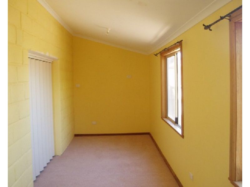 28 Clifton Road, Jamestown SA 5491